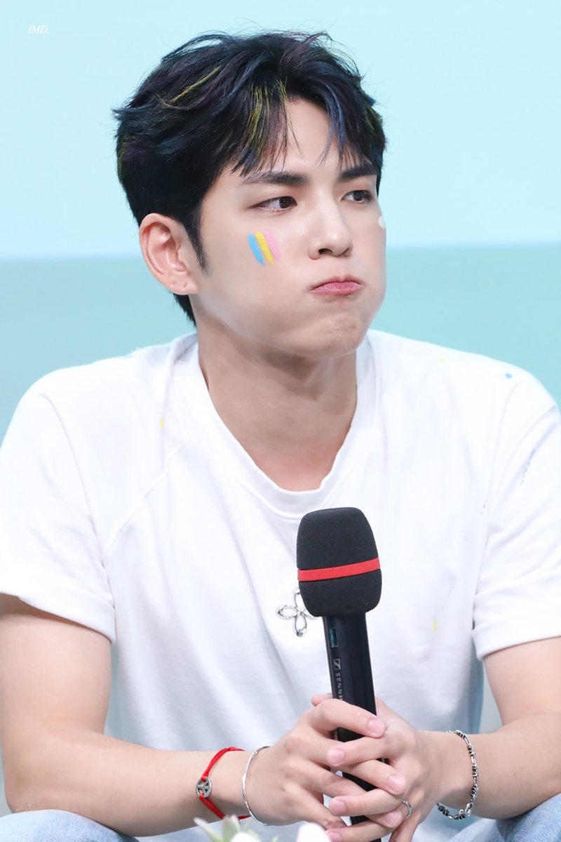 dnwm_IMD's tweet image. ππππ ππ
πππ.
#AprilFoolsDay
#DAY6 #YOUNGK #WONPIL #λ°μ΄μμ€ #μμΌμ΄ #μν