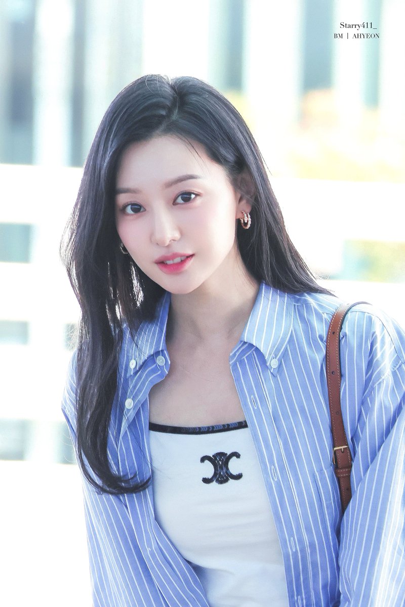 240512 
#AprilFoolsDay #만우절 #김지원