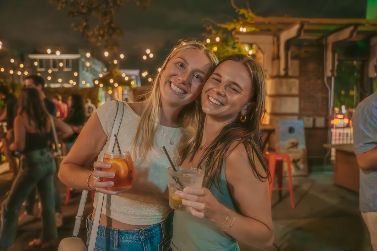 Here's what you're going to do:

✨ Enjoy half-price happy hour, 4pm - 7pm
✨ Ask about our rotating specials menu for $3
✨ Drink $4 Sun Cruisers, $4 Fernet, and half-price drafts, 7pm - close