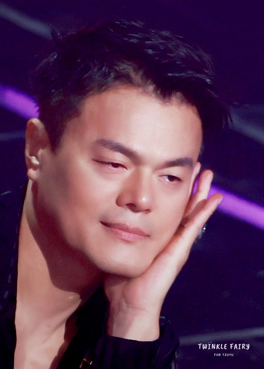 What is Love? 💗 

#쯔위 #TZUYU #子瑜 #ツウィ 
#TWICE #트와이스 
#박진영 #JYP
#Aprilfoolsday