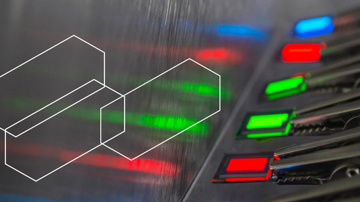 CASChemistry's tweet image. A smartphone that’s also a flip phone — it’s on the market now thanks to #FOLEDs, flexible organic #LEDs that can bend &amp;amp; curve. Foldable screens, flexible wearables, &amp;amp; augmented reality glasses are just some of the innovations this technology can support. ow.ly/Mqlc50Vmwj4
