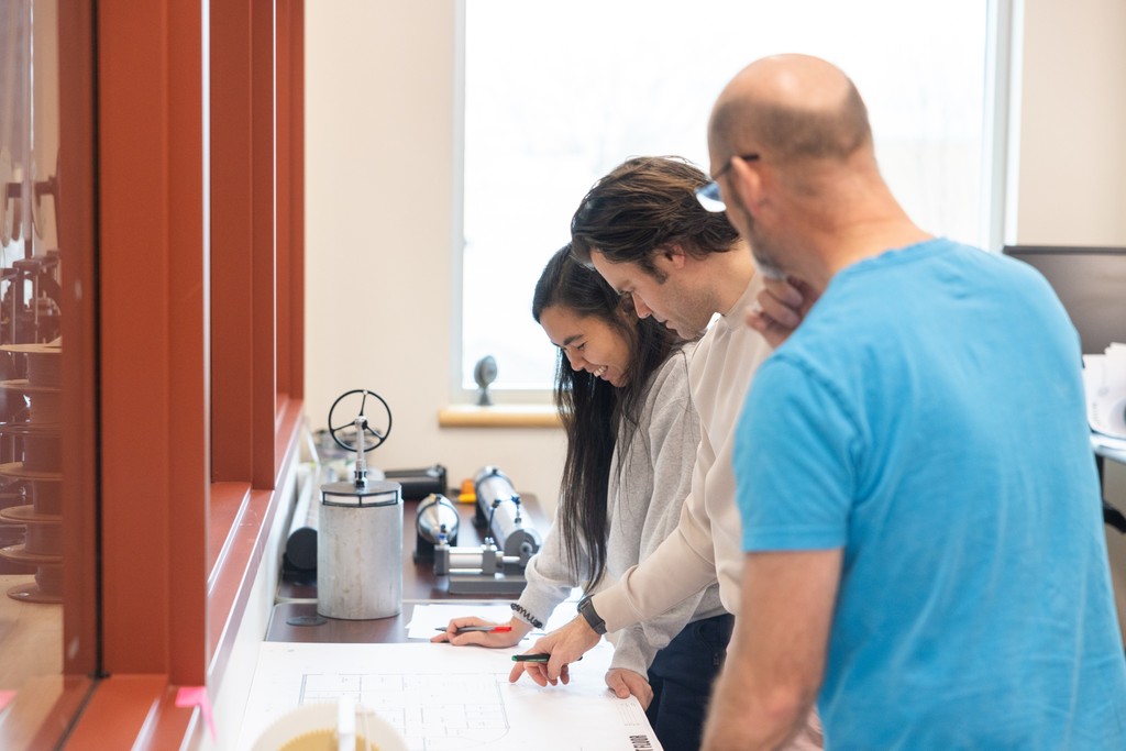 Medicine Hat College tweet media