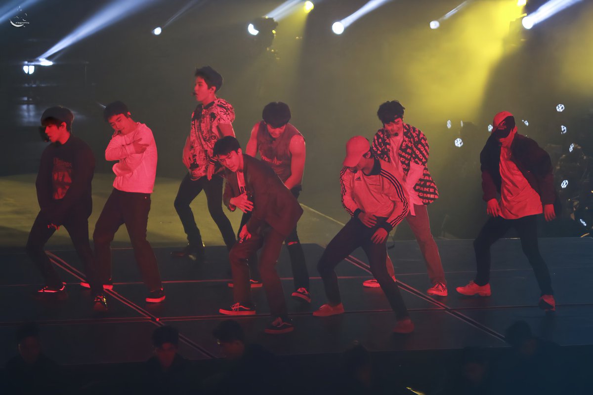 #EXO #엑소

#AprilFoolsDay #만우절 
#AprilFoolsDay2025