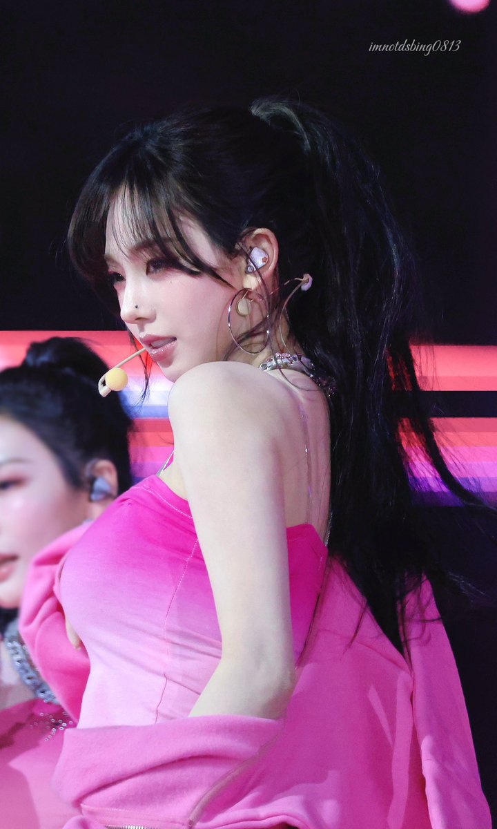 241225 SBS
 
💖

#AprilFoolsDay #만우절
#aespa #에스파
#Karina #카리나