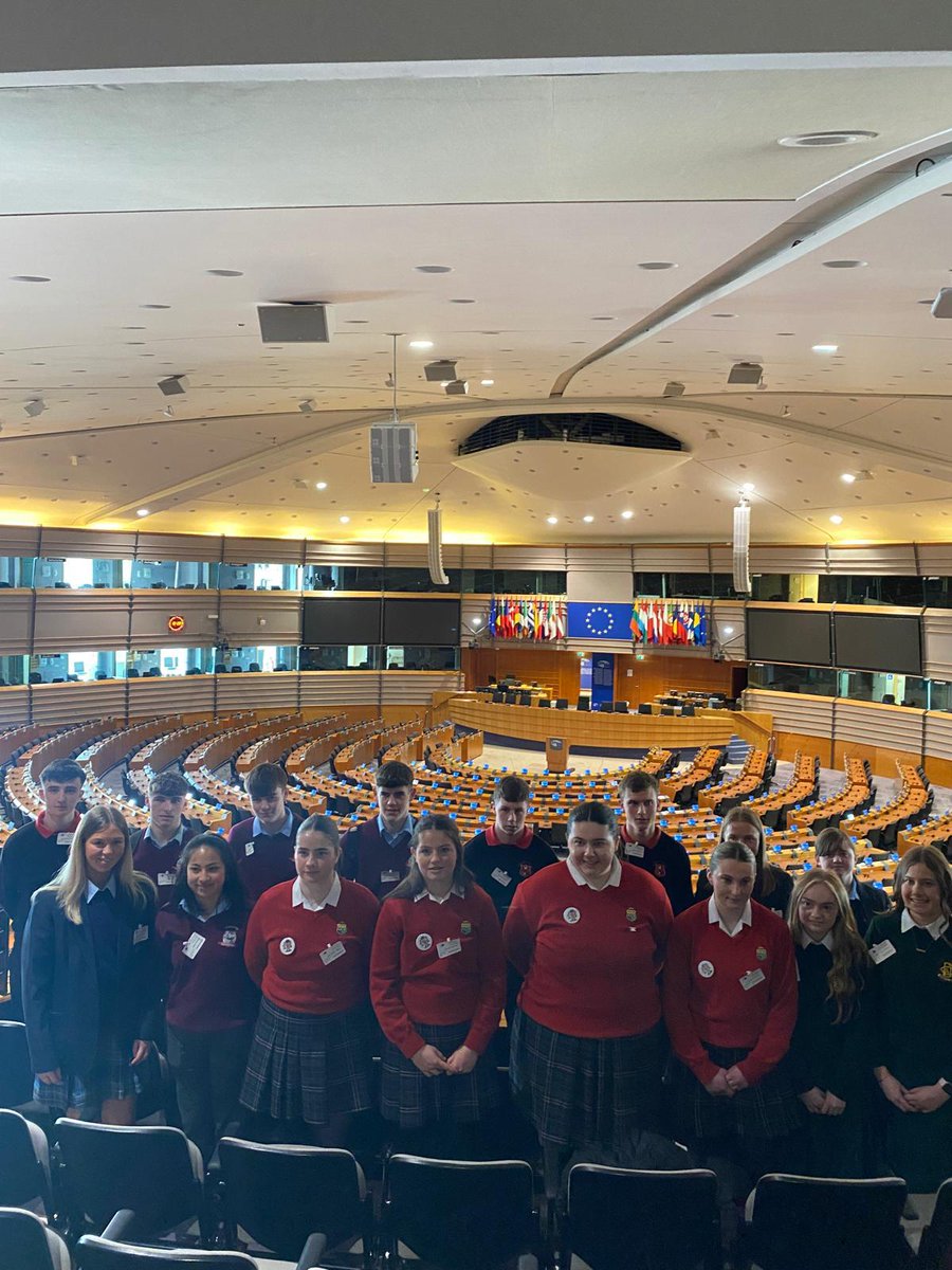 📍 EU Parliament, Brussels

A huge moment in Brussels! Students presented to MEPs Billy Kelleher &amp; Barry Cowen, highlighting the importance of agriculture in policy. An incredible opportunity to showcase young voices in shaping the future of farming! 🚜 #AgPolicy #EUParliament