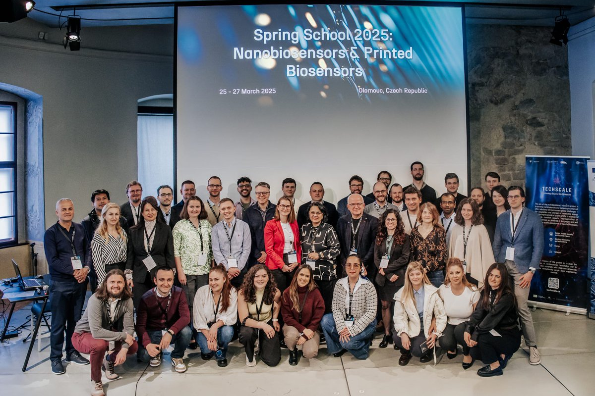 icn2nano's tweet image. 🗞️ NEW UPDATE❗

💧 The SUSNANO Spring School 2025 wrapped up successfully, focusing on cutting-edge sensor tech to detect pollutants like #pesticides &amp;amp; heavy metals. 👏 Congrats to @merkoci_group for the commitment on such initiatives!

ℹ️  bit.ly/4hYjekp

#ScienceEvent