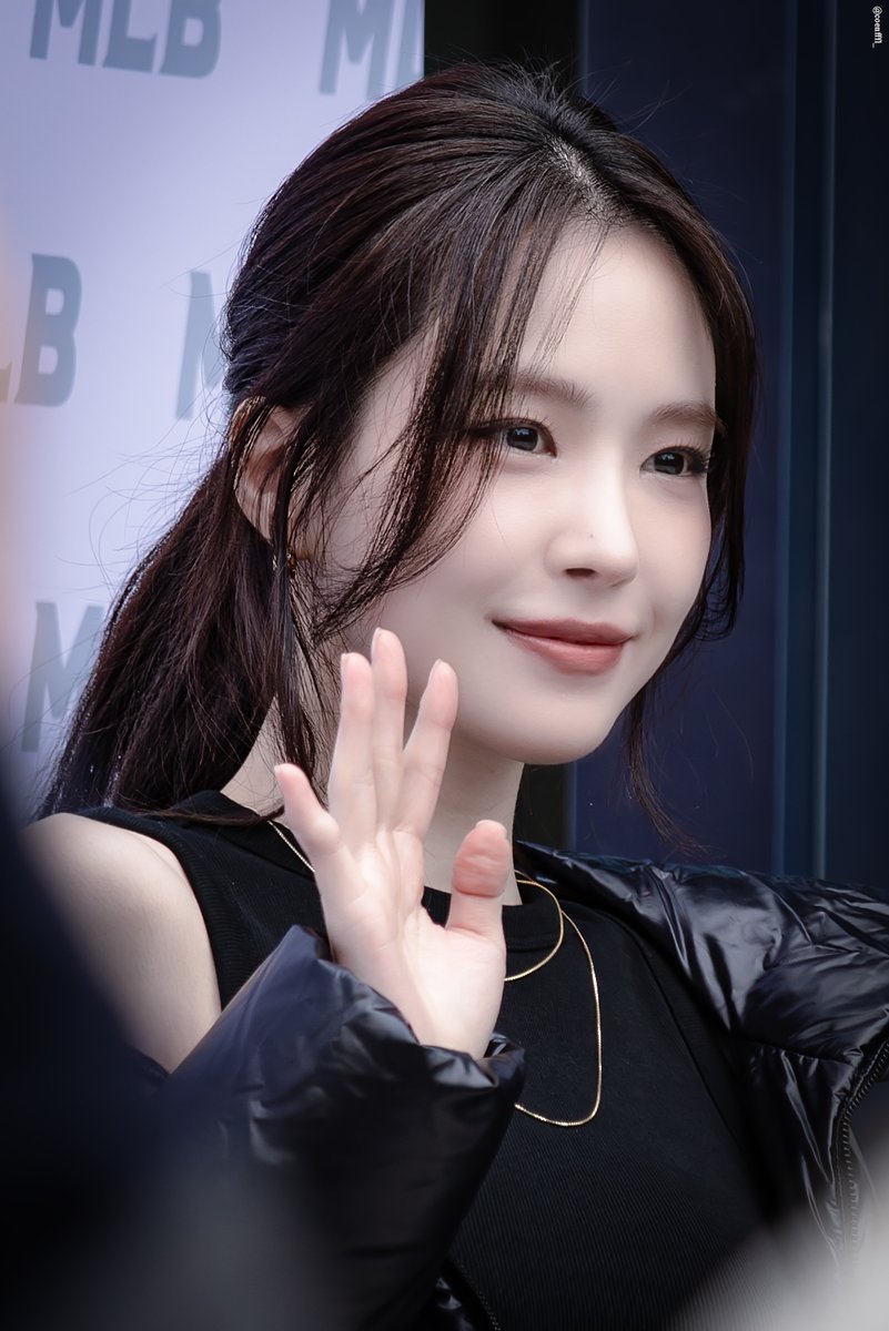 미녀들의 축복🥹🥹🥹
#리즈 #LIZ #아이브 #IVE #손나은 #Naeun #AprilFoolsDay #만우절