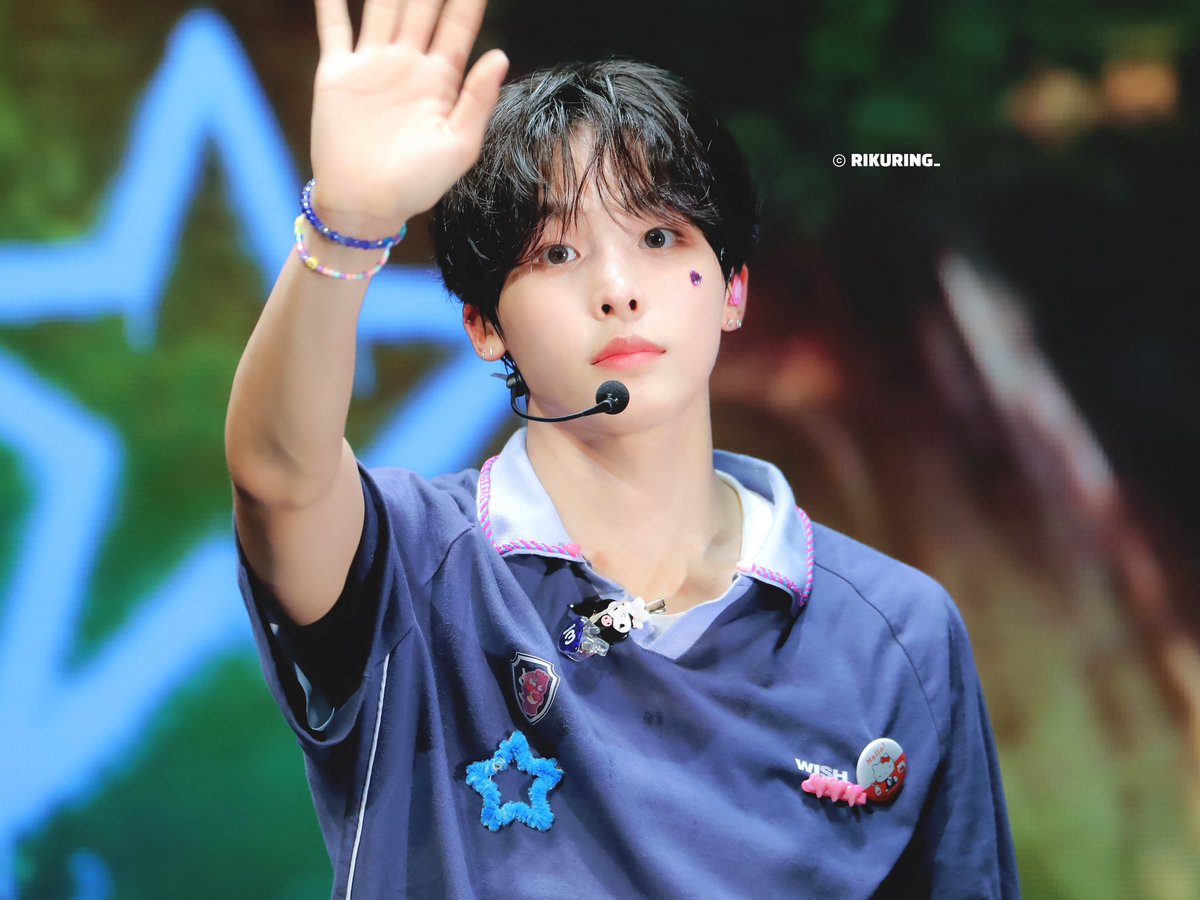 RIKURING_'s tweet photo. 240524 SCHOOL of WISH 리쿠 HQ

만우절 마무리는 리쿠 🐈‍⬛
귀여워 귀여워 귀여워 귀여워

#리쿠 #RIKU #リク #NCTWISH #엔시티위시 #AprilFoolsDay #만우절 https://t.co/DuYUfN6UWp