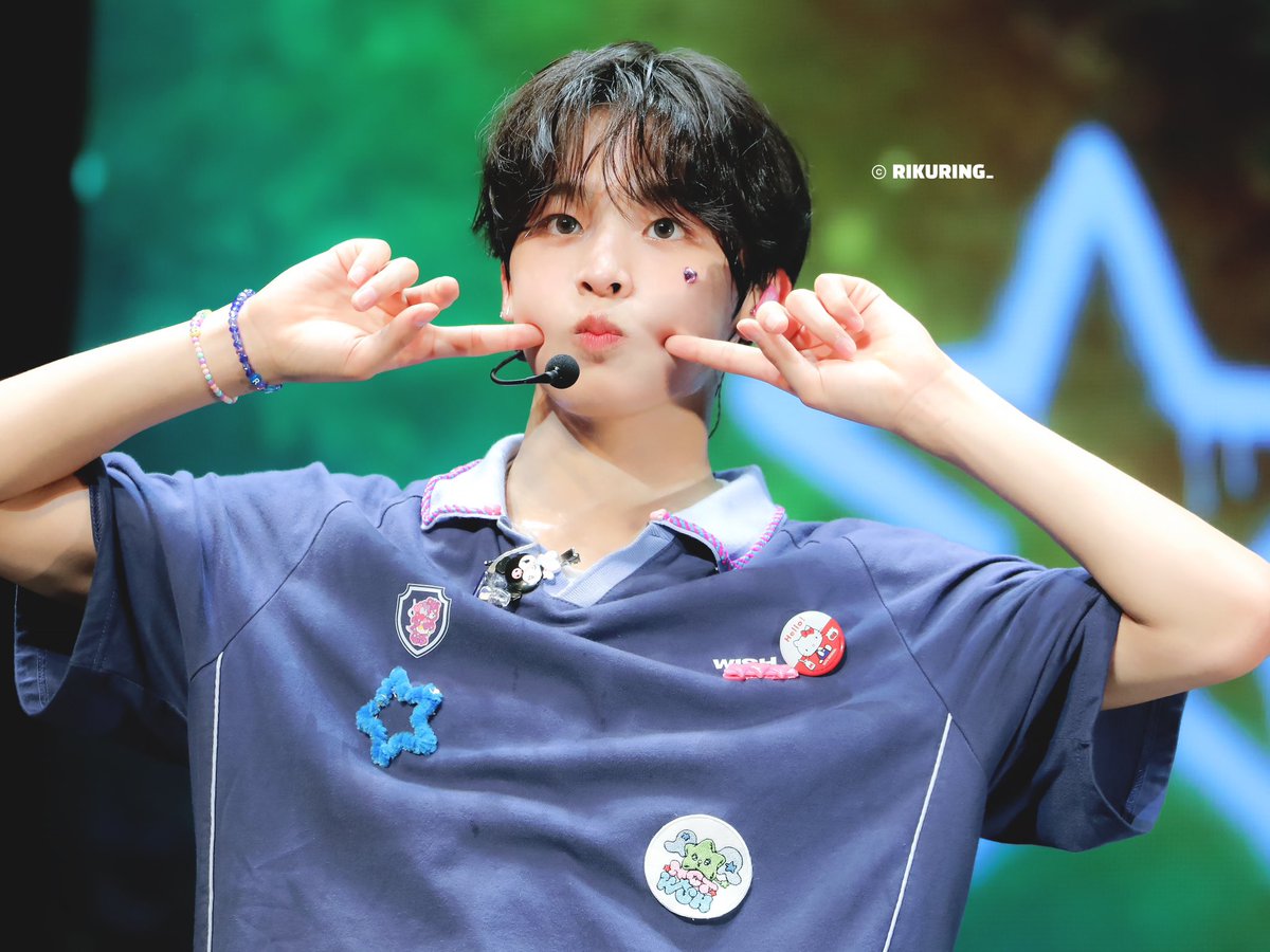 RIKURING_'s tweet photo. 240524 SCHOOL of WISH 리쿠 HQ

만우절 마무리는 리쿠 🐈‍⬛
귀여워 귀여워 귀여워 귀여워

#리쿠 #RIKU #リク #NCTWISH #엔시티위시 #AprilFoolsDay #만우절 https://t.co/DuYUfN6UWp