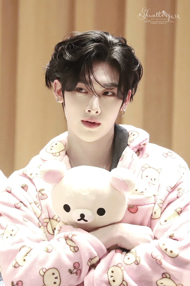happy april fools ! — a thread of non-ricky fansites posting his pictures 🎂