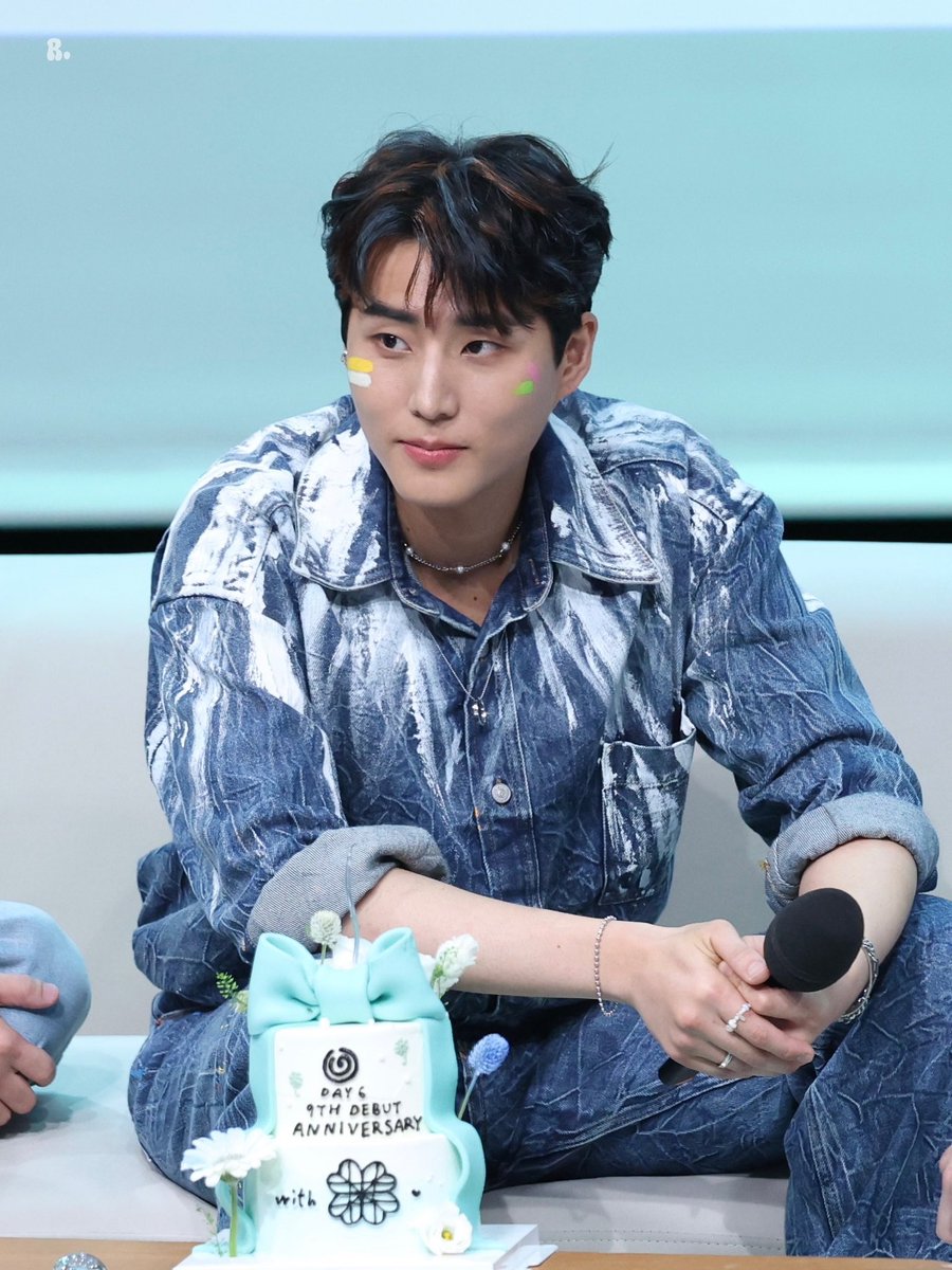 240907
#데이식스 #DAY6
#영케이 #youngk
#AprilFoolsDay