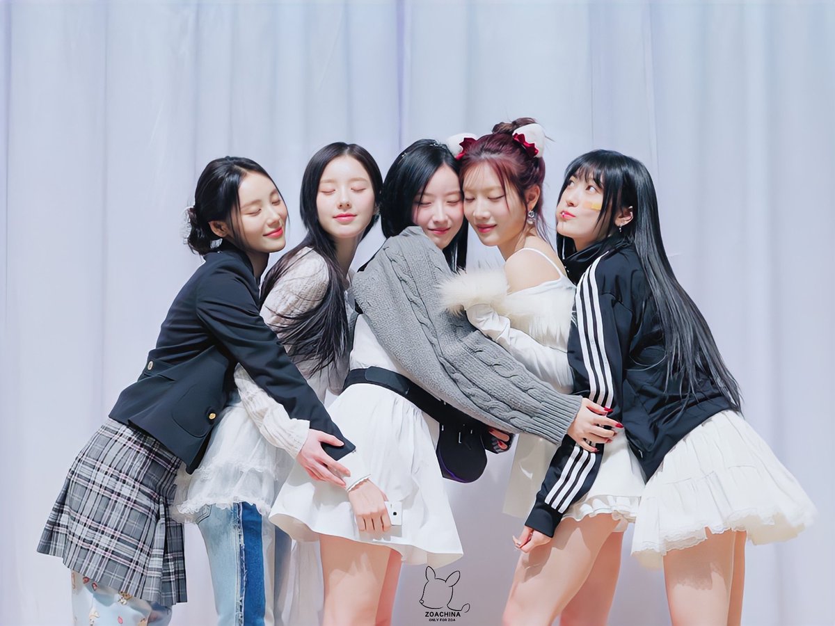 ZoaChina's tweet photo. #AprilFoolsDay #만우절 

𝗛𝗔𝗣𝗣𝗬 𝗙𝗢𝗢𝗟'𝗦 𝗗𝗔𝗬

#ARTMS #아르테미스 https://t.co/ziG9E0tupy