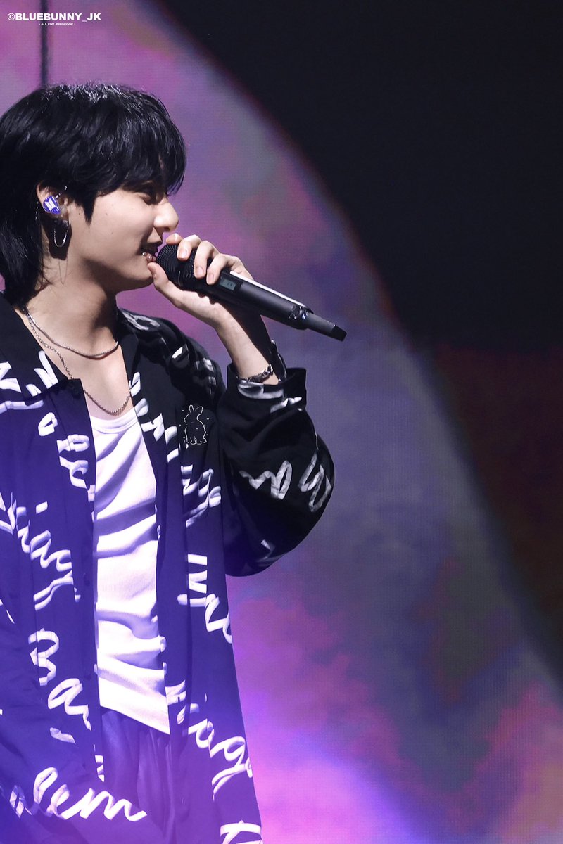 FOCUS ON YOU

#JUNGKOOK #정국 #ジョングク
#BTS #방탄소년단
<a href="/BTS_twt/">방탄소년단</a>

#HappyAprilFoolsDay