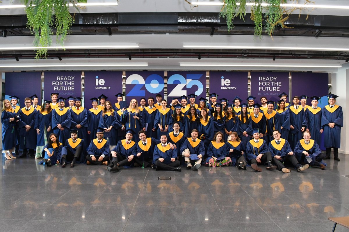 🎓 The Master in Business Analytics &amp; Data Science graduation at IE School of Science &amp; Technology was a celebration of growth, ambition and new beginnings.

🚀 Here’s to every grad ready to break barriers and shape the future—the journey is just getting started!