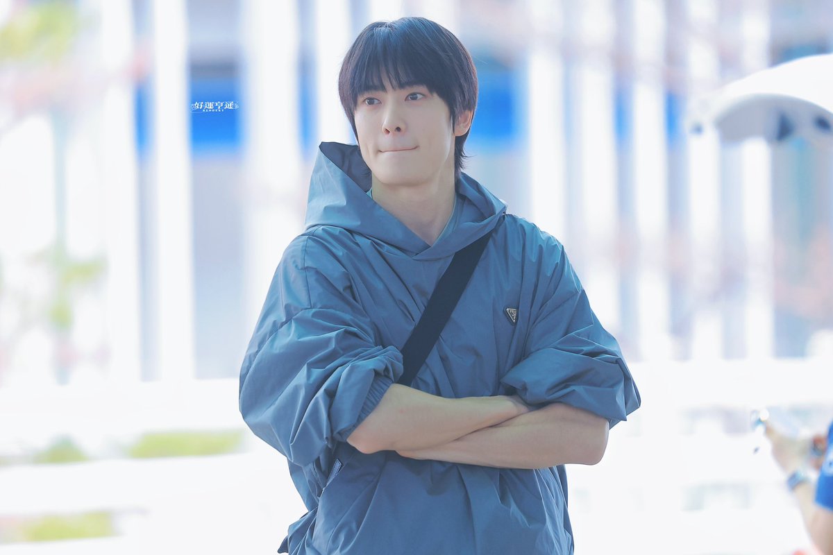 The most handsome man in the world is #정재현 

#AprilFoolsDay 
#JAEHYUN #재현