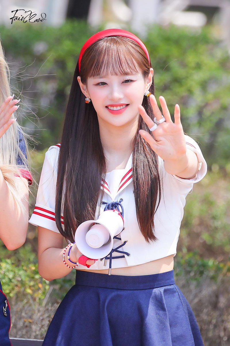 JiwooChinaBar's tweet photo. 𝙃𝙖𝙥𝙥𝙮 𝘼𝙥𝙧𝙞𝙡 𝙁𝙤𝙤𝙡'𝙨 𝘿𝙖𝙮

#츄 #Chuu #김지우 #金智雨 https://t.co/2drrlxjPW2