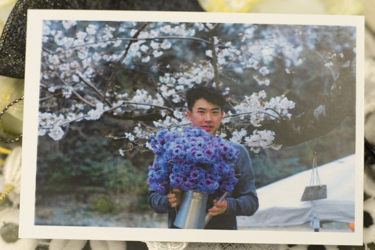 bax_oh's tweet image. STAFFさんの写真サービス..
ひょいひょいと１，２枚撮って、その場でテントの下で印刷してプレゼントしてくれて...

とても上手くてびっくり...

#サウナ #outdoors #COMORIVER