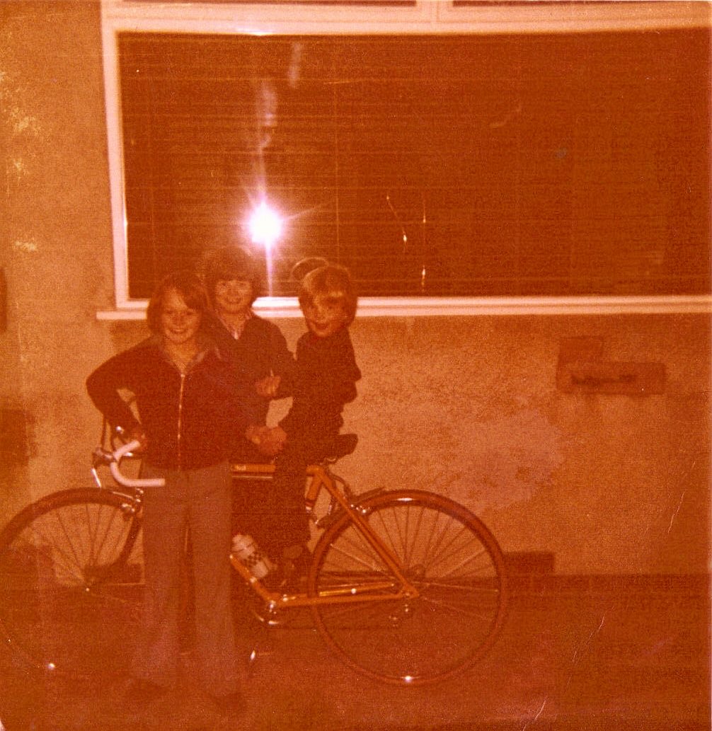 P44RLT's tweet photo. @bushontheradio @cashforkids BSA Javelin in yellow - modern photo from google, me in the middle on the 70s photo https://t.co/9CDiGE0bqG