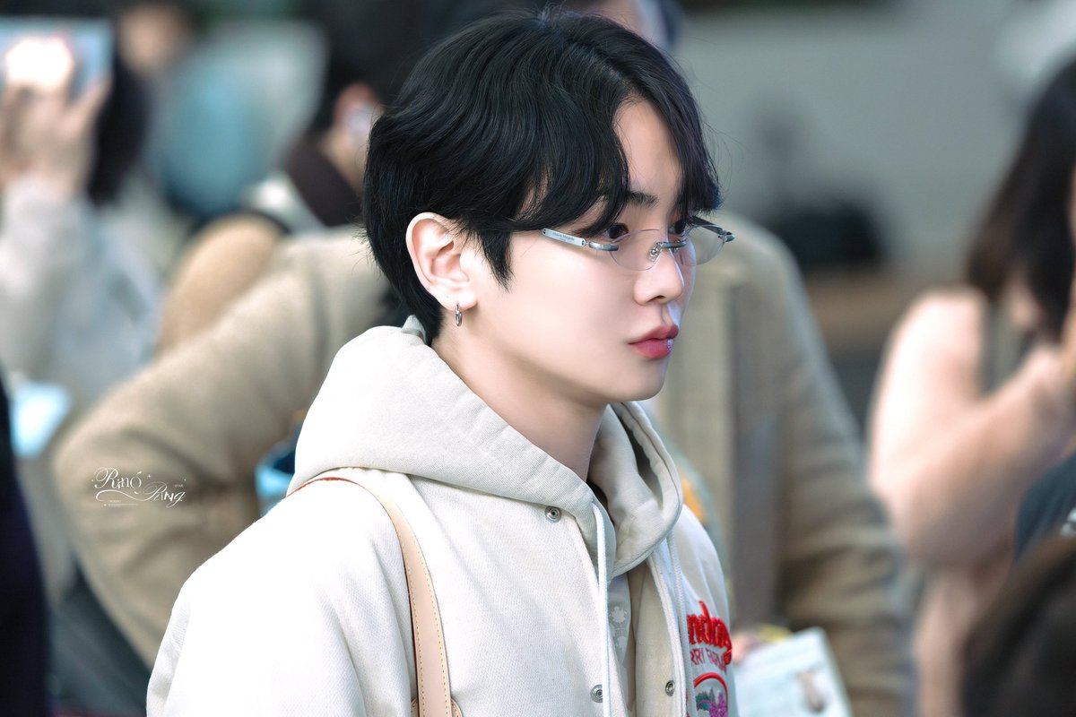 ring4ring_'s tweet photo. 250401 AprilFoolsDay 

๑乛◡乛๑ 

#KEY  #키  #SHINee 
#aprilfoolsday2025 
#AprilFoolsDay https://t.co/oXz4LjKSRx