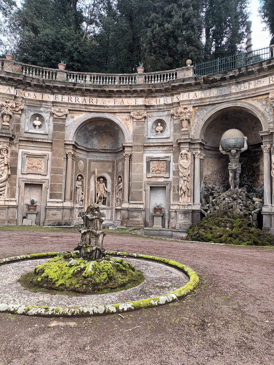 #olimpiadi
#storiadellarte
#barocco

Quest'anno, per la prima volta, il nostro istituto ha preso parte alle Olimpiadi del Patrimonio indette dall'Anisa, incentrate sul Giubileo del 1600 e le sue implicazioni storico - artistiche!

Ecco alcuni scatti della finale regionale!