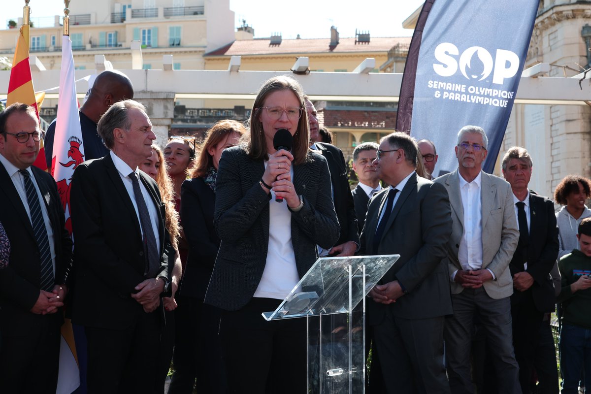 FranceOlympique (@franceolympique) on Twitter photo La secrétaire générale du #CNOSF, Astrid Guyart, était au Lycée Masséna, à Nice, pour le lancement de la #SOP2025 🤸
🎙️ <a href="/AGuyart/">Astrid Guyart</a> :
"5 millions d’élèves ont participé à la SOP depuis sa création. Cette année vous serez plus de 700 000 à y prendre part !
L’objectif de cette La secrétaire générale du #CNOSF, Astrid Guyart, était au Lycée Masséna, à Nice, pour le lancement de la #SOP2025 🤸
🎙️ <a href="/AGuyart/">Astrid Guyart</a> :
"5 millions d’élèves ont participé à la SOP depuis sa création. Cette année vous serez plus de 700 000 à y prendre part !
L’objectif de cette
