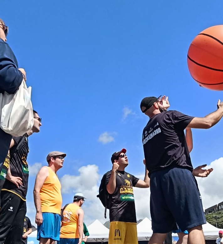 🏀Así fue la participación del <a href="/AddinCd/">CD ADDin</a> en el Torneo Puertos de Tenerife

➡️El ADDIN no quiso perderse la cita y acudió en horario de tarde

<a href="/santacruz_ayto/">Ayuntamiento de Santa Cruz de Tenerife</a> <a href="/PortsSCTenerife/">Puertos de Tenerife / Ports of Tenerife</a> <a href="/CB1939Canarias/">La Laguna Tenerife</a> <a href="/deportesctfe/">Santa Cruz Deportes</a> <a href="/VisitTenerifeES/">VisitTenerifeES</a> @Cajasiete <a href="/FundacionDISA/">Fundación DISA</a> <a href="/CB1939Canarias/">La Laguna Tenerife</a> <a href="/LimpiezasApeles/">Limpiezas Apeles, S.L.</a>