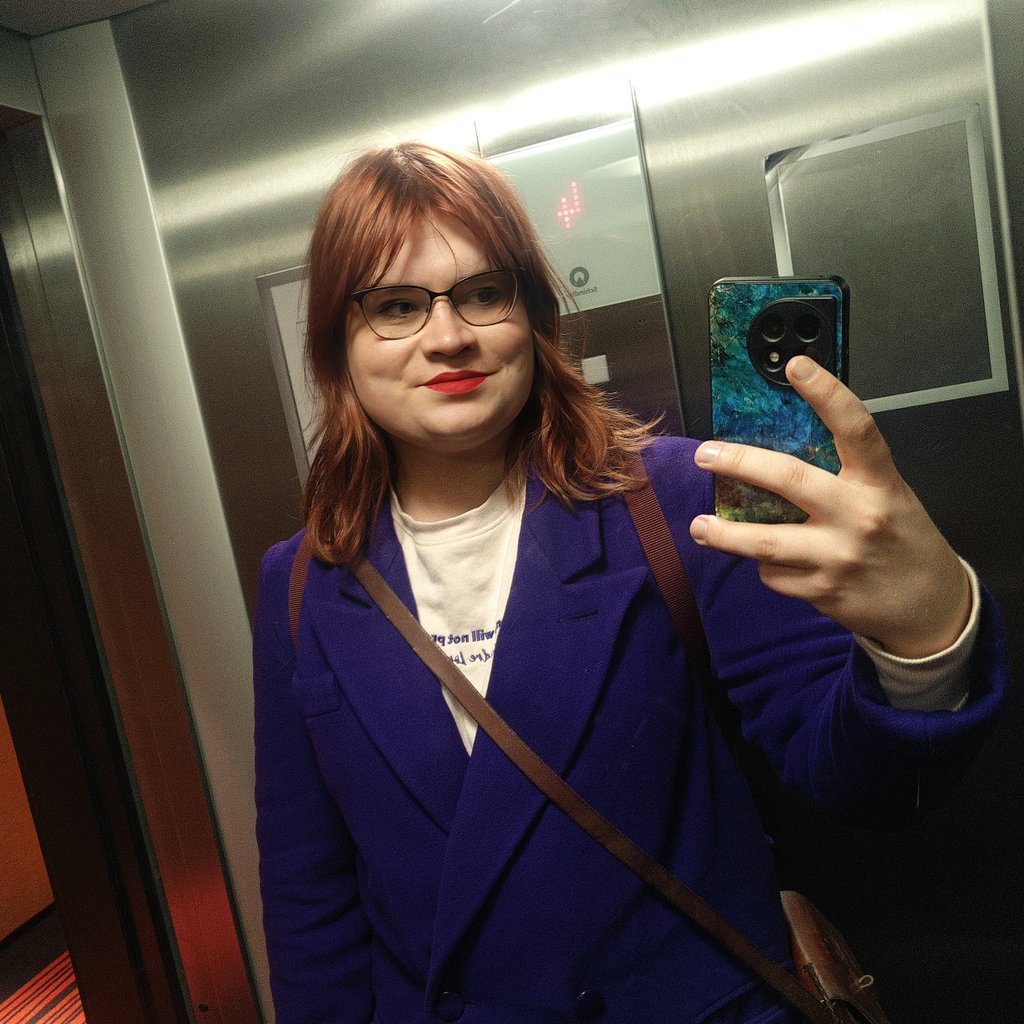 Glad Trans day of Visibility! 

Jag visste inte vad som väntade när jag valde att inte förneka mig själv resten av mitt liv. Men jag har aldrig ångrat det.

Tack till alla som gått före mig och visat att det går att leva lyckligt, fritt och synligt, särskilt när det varit svårt.