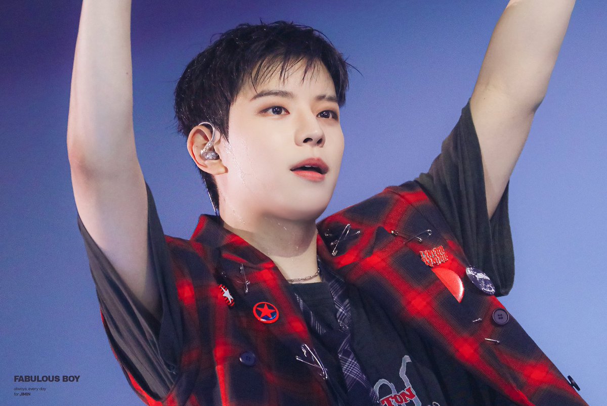 패뷸러스 보이 tweet media