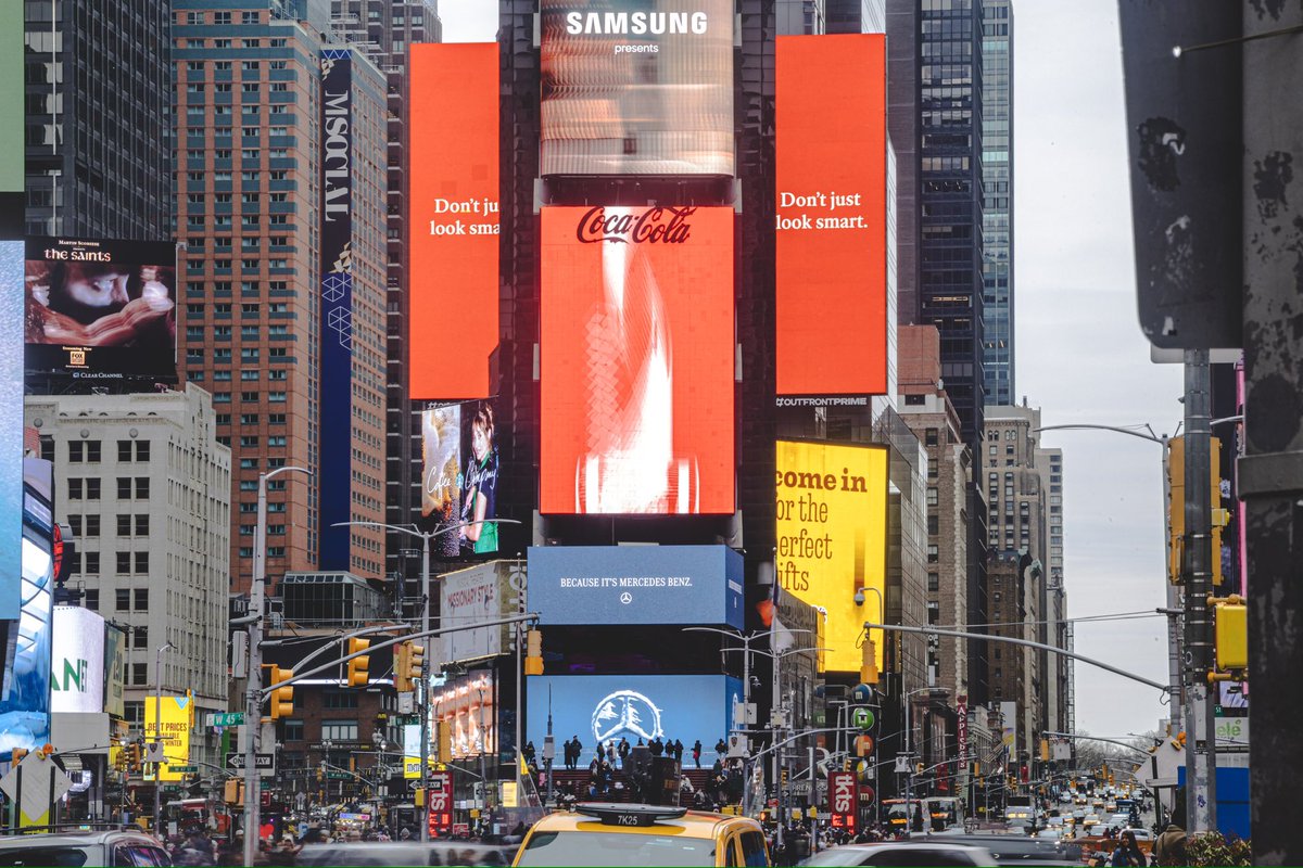 Blue Vista 725 (@bluevista725) on Twitter photo Special news 🗞️ report! Our campaign for <a href="/TheEconomist/">The Economist</a> in New York and London continues to spread independent thinking. 🤔 Special news 🗞️ report! Our campaign for <a href="/TheEconomist/">The Economist</a> in New York and London continues to spread independent thinking. 🤔