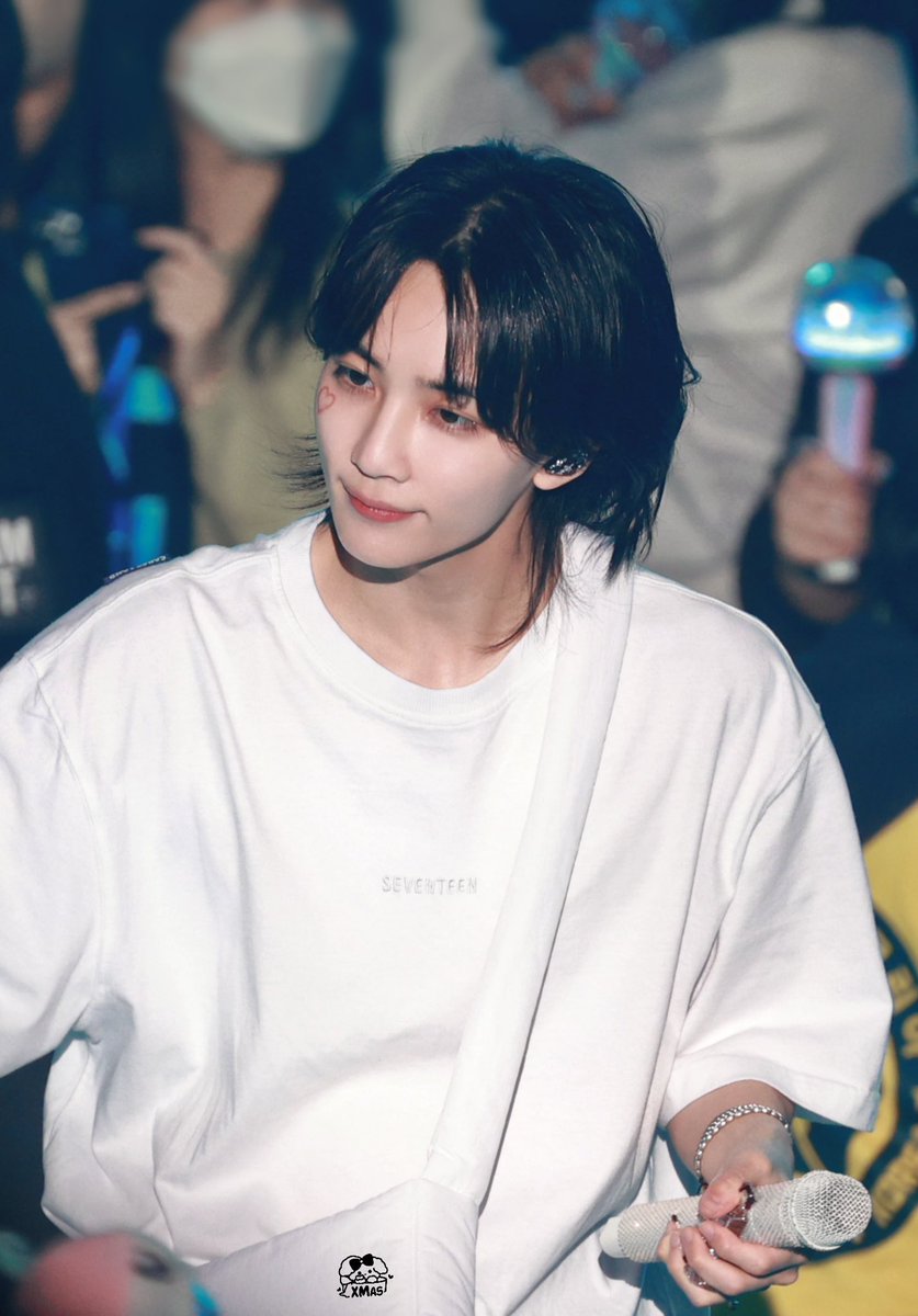 xm_j_'s tweet photo. #尹淨漢 #JEONGHAN
 #정한 #윤정한 #세븐틴
 #ジョンハン #SEVENTEEN 
😇 https://t.co/lslT1oGbv4