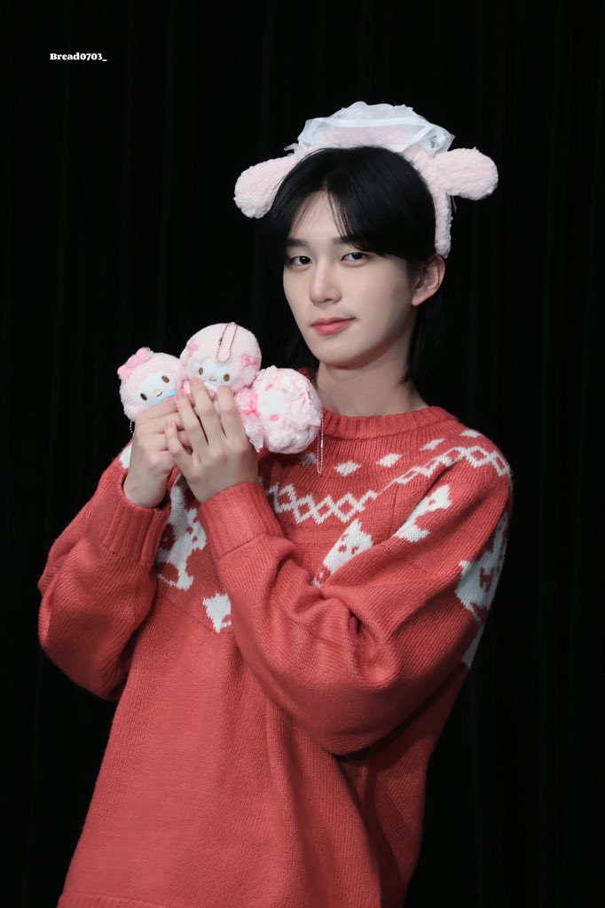 Bread0703_'s tweet photo. 최태 양~🐏💞

#피원하모니 #P1Harmony
#태양 #테오 #THEO
#AprilFoolsDay https://t.co/vnK2D7T0Je