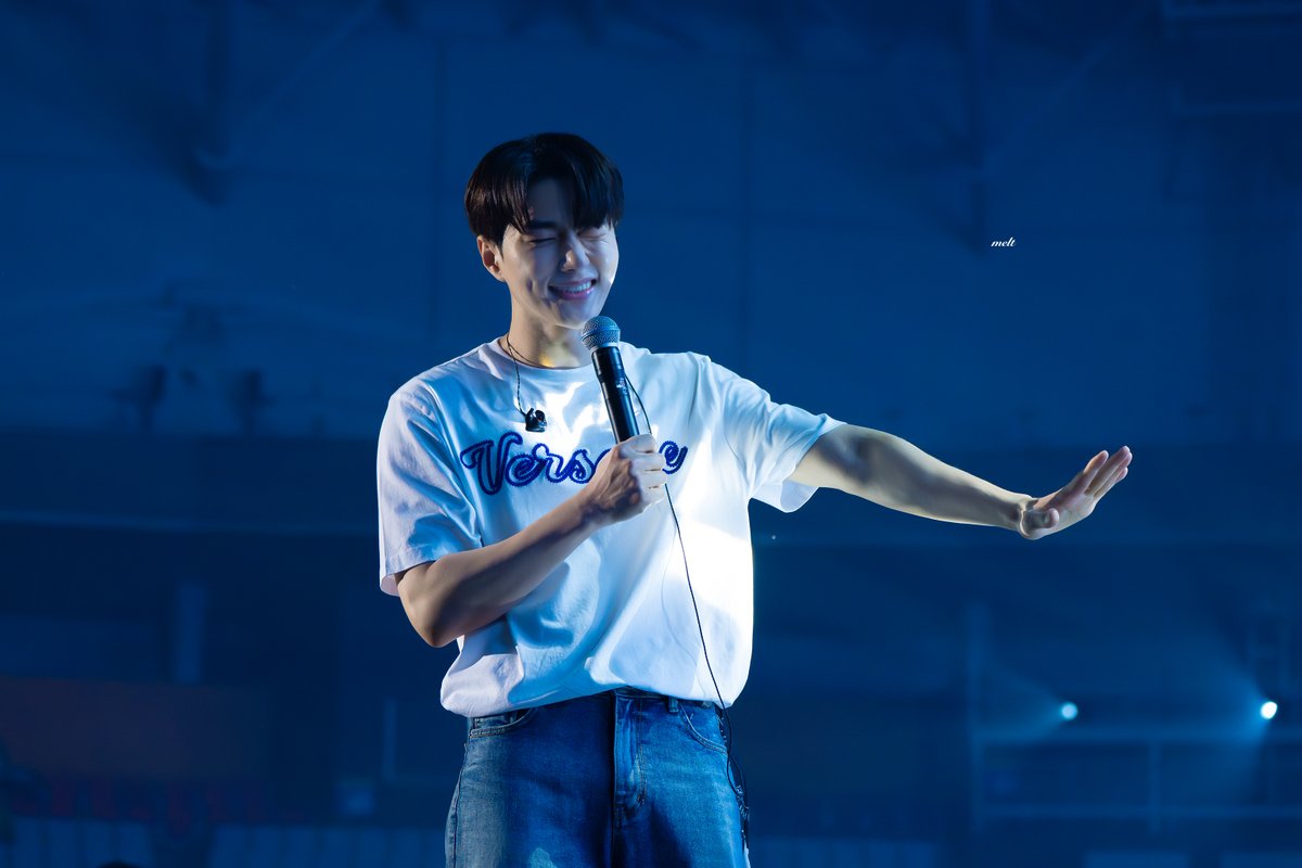 241207 인피니트 L 
#AprilFoolsDay