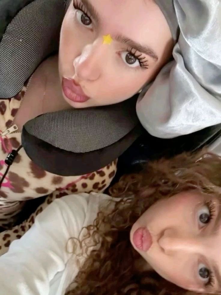 kanka bu bız real??💕💕 <a href="/zynleshe/">buglem</a>