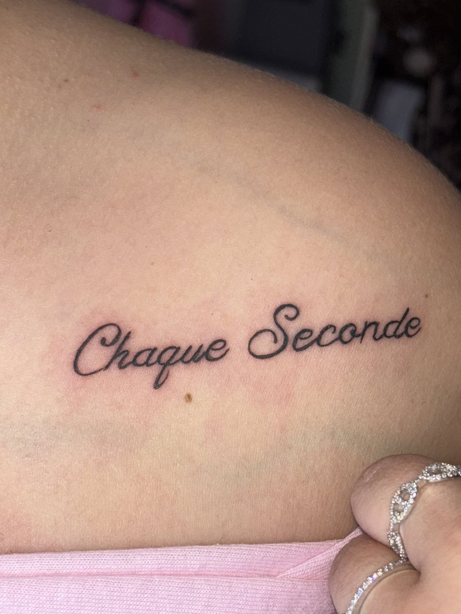 valentinee24_'s tweet photo. Les gars , j’ai fait une dinguerie !! (c’est aussi une signification personnel avant que ça vienne critiquer) #PierreGarnier https://t.co/qNM8U3ZlkX