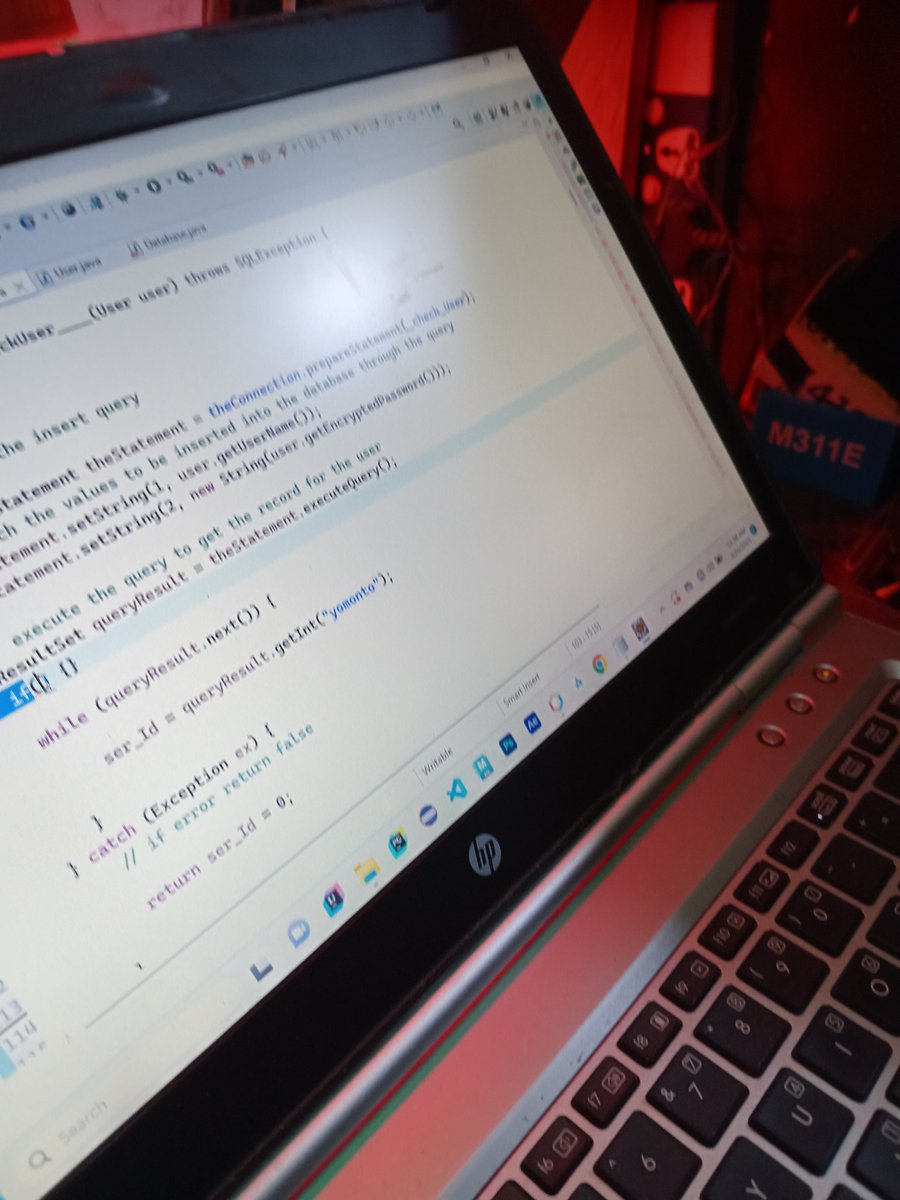 robimoon13's tweet image. 