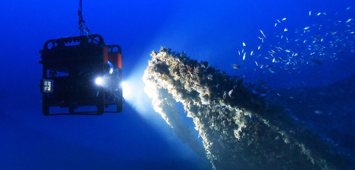 Alain Schuhl (@alainschuhl) on Twitter photo Arthur, premier robot archéologue des abysses
lejournal.cnrs.fr/articles/robot… Voici un robot aux performances et à la polyvalence inédites en archéologie sous-marine : il dévoile les trésors des épaves comme les mystères de la vie jusqu’à 2500 mètres de fond !
<a href="/CNRSinformatics/">CNRS Sciences informatiques</a> <a href="/CNRS/">CNRS 🌍</a> Arthur, premier robot archéologue des abysses
lejournal.cnrs.fr/articles/robot… Voici un robot aux performances et à la polyvalence inédites en archéologie sous-marine : il dévoile les trésors des épaves comme les mystères de la vie jusqu’à 2500 mètres de fond !
<a href="/CNRSinformatics/">CNRS Sciences informatiques</a> <a href="/CNRS/">CNRS 🌍</a>