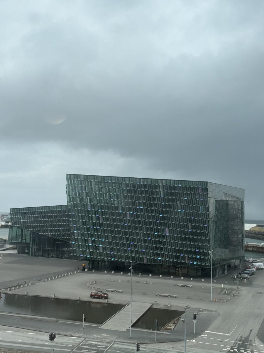 AmbJesCutajar's tweet photo. On my last mission to Iceland as my term is nearing to the end. Glad that the already good relations between Malta &amp; Iceland will continue to be stronger. 🇲🇹🇮🇸 @DeputyPMIanBorg @MaltaPhil https://t.co/usWuN6I4jf