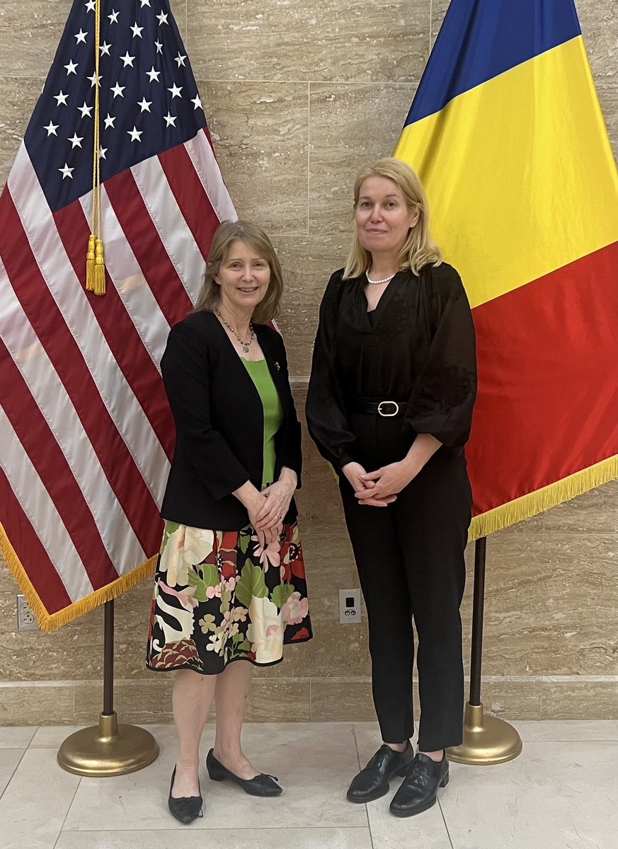 U.S. Embassy Bucharest (@ambasadasua) on Twitter photo De peste 25 de ani, Georgiana Pascu luptă pentru drepturile persoanelor cu dizabilități instituționalizate, aducând schimbări durabile. O celebrăm ca laureată <a href="/StateDept/">Department of State</a> #WomenOfCourage 2025 din România. Suntem mândri să fim alături de o persoană atât de dedicată. 🇺🇸🇷🇴 #IWOC De peste 25 de ani, Georgiana Pascu luptă pentru drepturile persoanelor cu dizabilități instituționalizate, aducând schimbări durabile. O celebrăm ca laureată <a href="/StateDept/">Department of State</a> #WomenOfCourage 2025 din România. Suntem mândri să fim alături de o persoană atât de dedicată. 🇺🇸🇷🇴 #IWOC