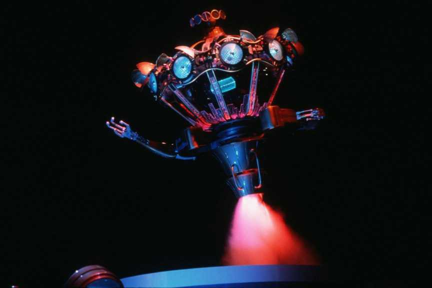 Dwightcrazy's tweet image. Happy birthday to #RheaPerlman who voiced 9-Eye in the Disney 360 show &quot;The Timekeeper&quot;.