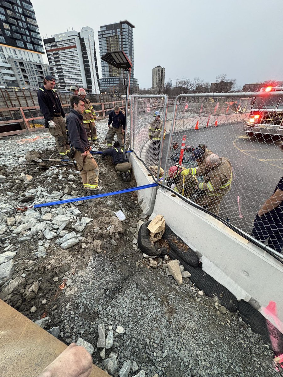 hfxfirefighters's tweet image. At 6:53 pm yesterday, @hfxfirefighters responded to a technical rescue in Halifax. A person’s arm was pinned under a concrete jersey barrier.

Crews used cribbing and vehicle extrication tools to safely free them—thankfully, with no injuries.

#HPFFAlwaysOnDuty #TechnicalRescue