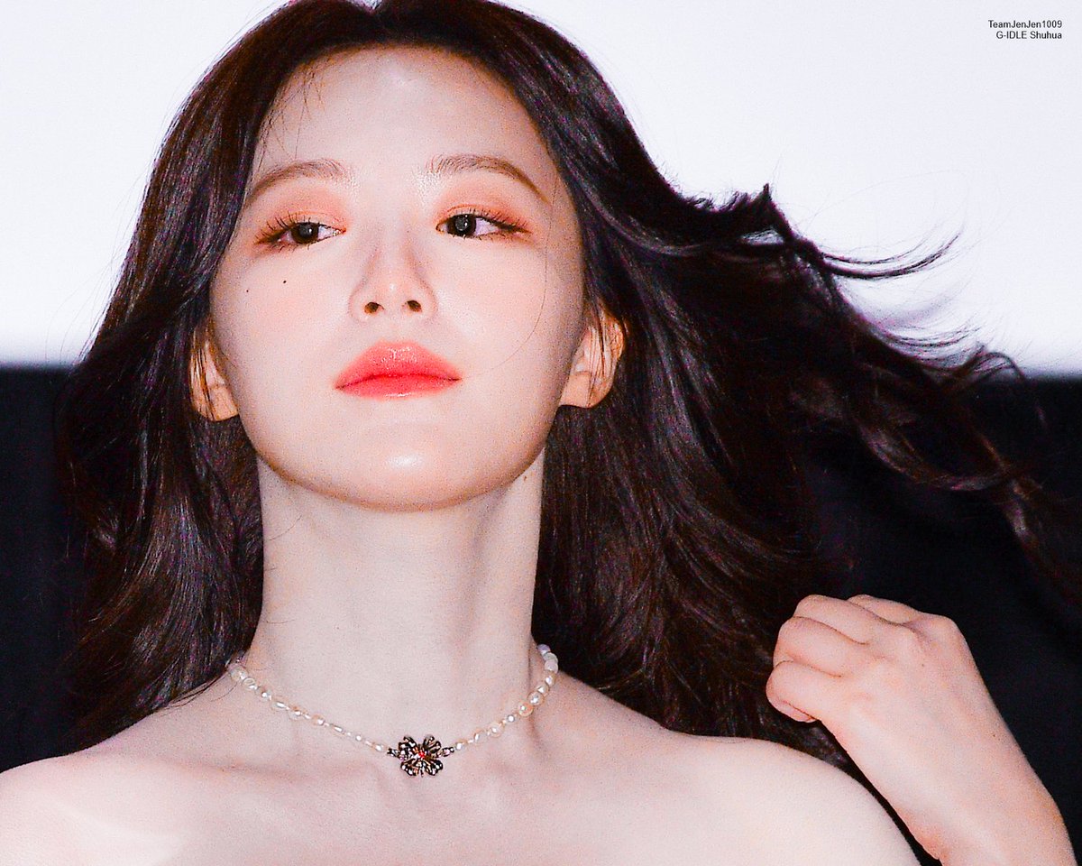 대리찍사젠젠(만우절) tweet media