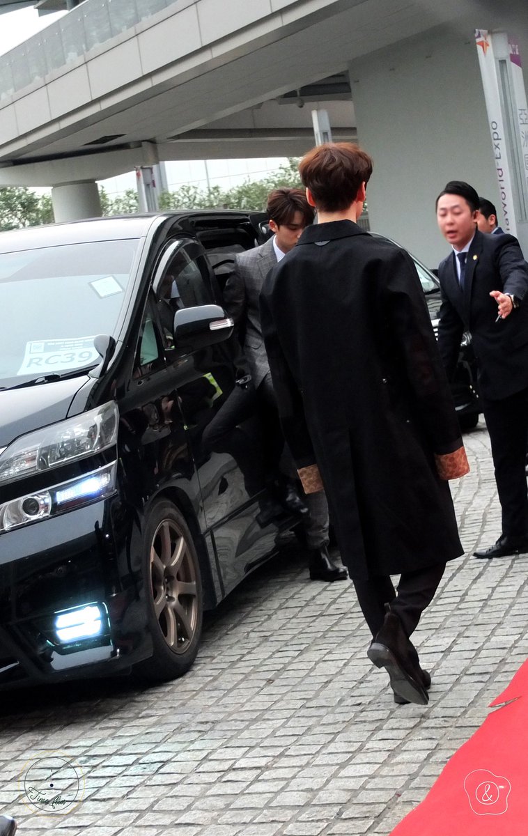 glowflow_cam tweet media