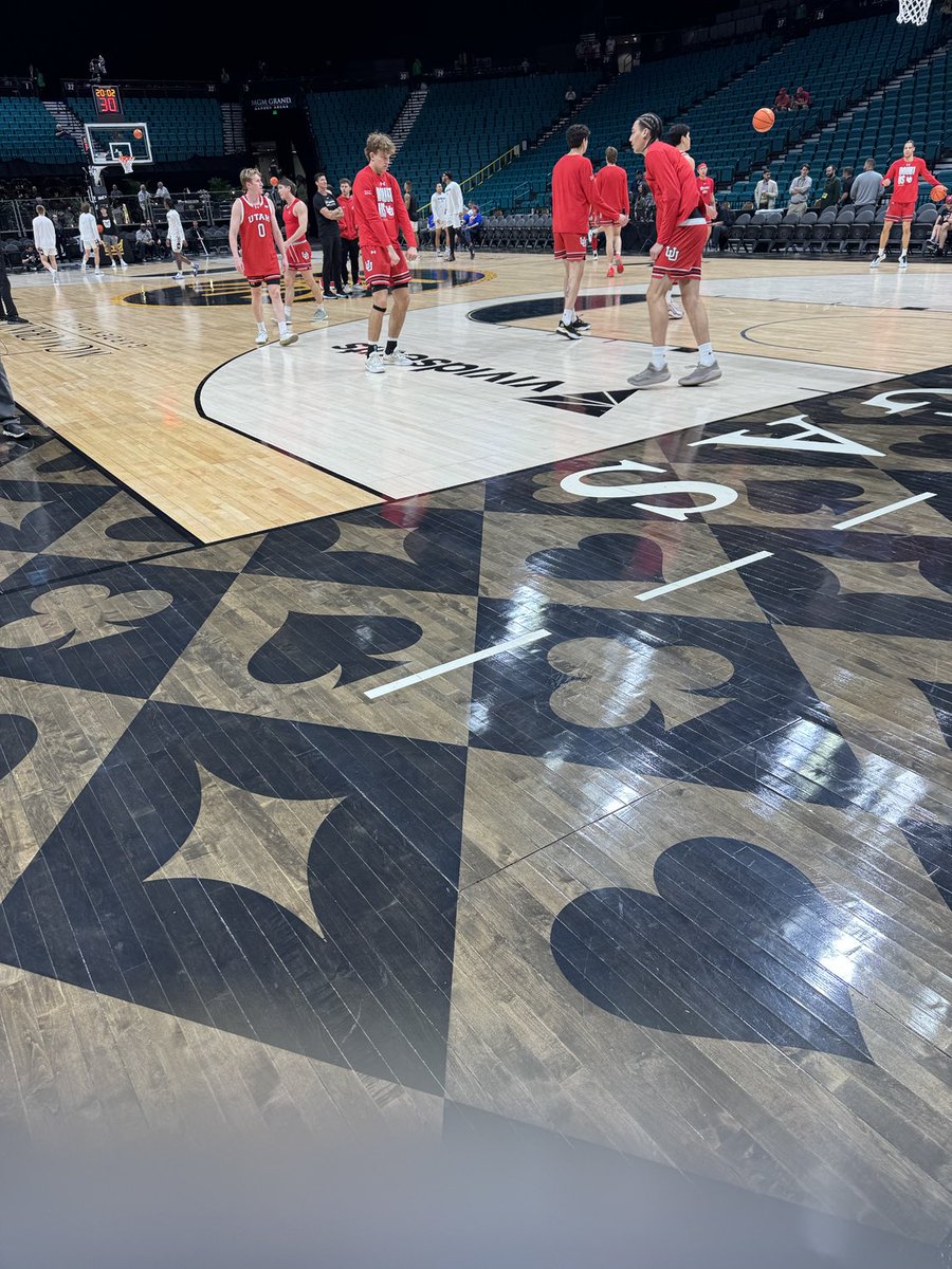 Derek Stevens (@derekjstevens) on Twitter photo Pregame <a href="/MGMGrandGarden/">Grand Garden Arena</a> for the <a href="/CBBCrown/">College Basketball Crown</a> w <a href="/UtahMBB/">Utah Basketball</a> & <a href="/ButlerMBB/">Butler Basketball</a>
Took over 74- First Half and over 157 for the Full Game <a href="/FS1/">FS1</a> <a href="/FOXSports/">FOX Sports</a> Pregame <a href="/MGMGrandGarden/">Grand Garden Arena</a> for the <a href="/CBBCrown/">College Basketball Crown</a> w <a href="/UtahMBB/">Utah Basketball</a> & <a href="/ButlerMBB/">Butler Basketball</a>
Took over 74- First Half and over 157 for the Full Game <a href="/FS1/">FS1</a> <a href="/FOXSports/">FOX Sports</a>
