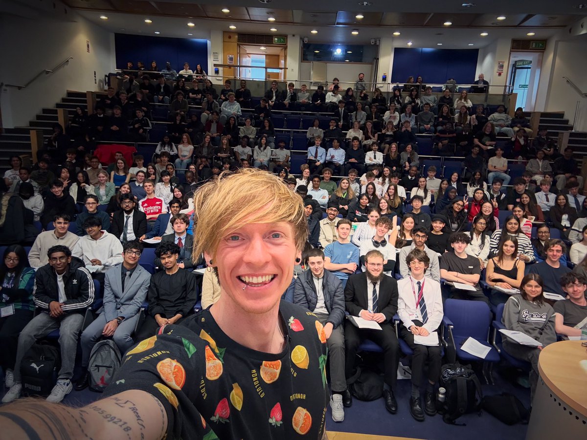 Dr Tom Crawford (@tomrocksmaths) on Twitter photo Straight off the plane and back in front of 250+ students talking mathematical modelling as part of an extra-curricular event with <a href="/Advanced_Maths/">AMSP - Advanced Mathematics Support Programme</a>. Good luck to everyone with your university applications! Straight off the plane and back in front of 250+ students talking mathematical modelling as part of an extra-curricular event with <a href="/Advanced_Maths/">AMSP - Advanced Mathematics Support Programme</a>. Good luck to everyone with your university applications!