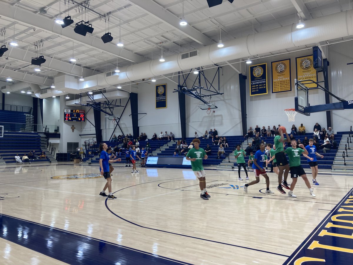 We had a GREAT day of basketball celebrating the class of 2025 at the Boys Top 60 Workout on 3/30.

Appreciate the hospitality from Marian University!
Special thanks to sponsor Pacesetter Sports in TH and to Crossroads Officials for having referees! 
Finally, to the IBCA coaches.