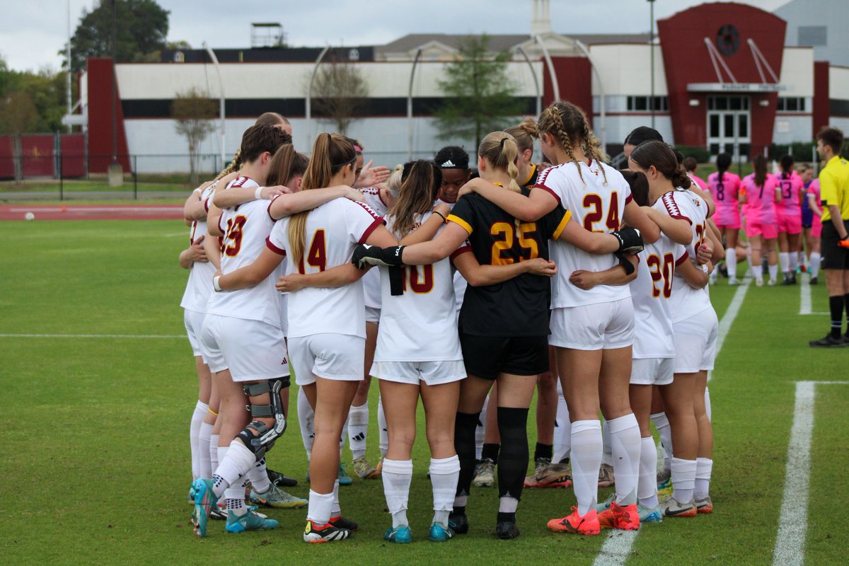 ULM_Soccer's tweet image. Thank you to everyone that came out to support this weekend! Let’s keep pushing and improving 💛🦅