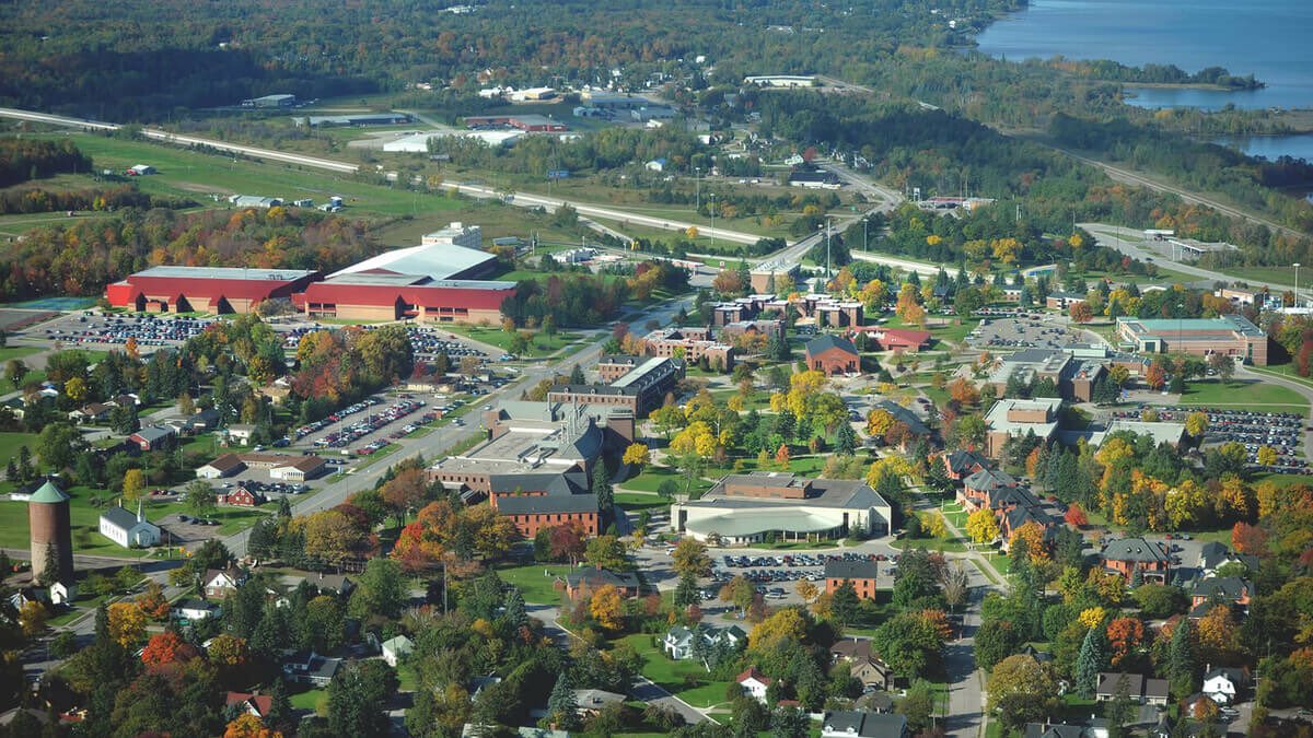 🚨Want to be a Laker?🚨

Lake Superior State is Division II school Marie, Michigan.  LSSU has made deep runs in the NCAA tournament the last two years. They’re looking for high D2 players who can take them to a national title.

DM if interested 📲