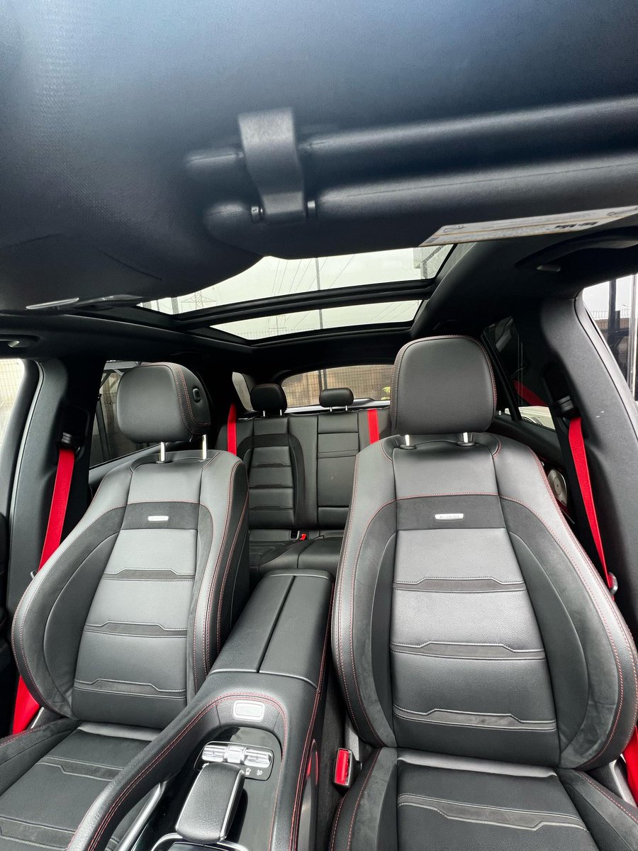 Kinglamarr___'s tweet photo. 2021 Mercedes benz GLE 53 AMG SUV now available 
- Green on black Interior 
🏷️: N135 million ($89k)
Contact for details 📥 https://t.co/iKfsSG0IfF