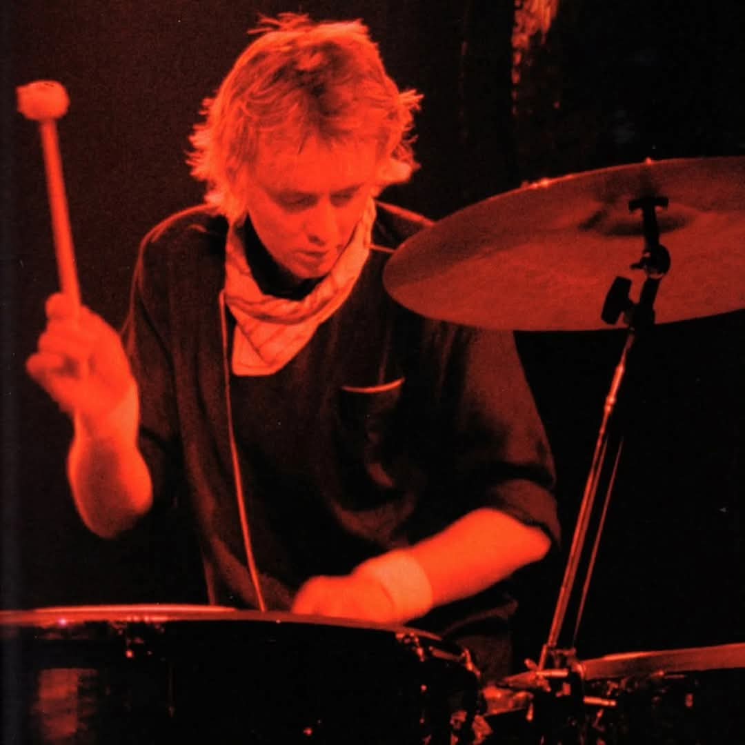 aqueenofmagic's tweet image. Drummer! #RogerTaylor