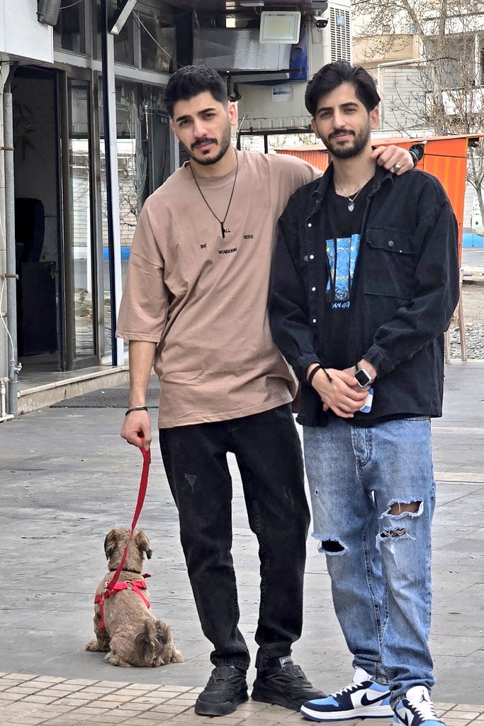 من ماهی یبار میام عکس پست میکنم و میرم...